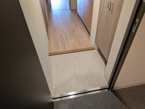 玄関　同タイプ別部屋