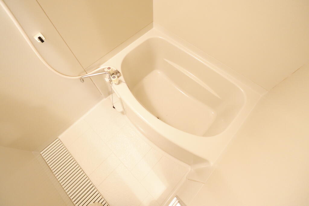 バス・シャワールーム　バスルームです♪