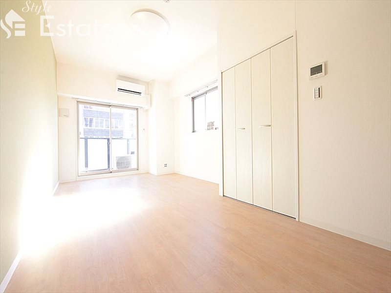 居室・リビング　内装