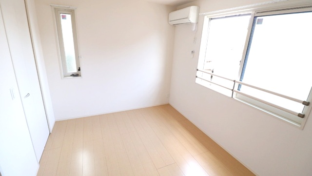 その他設備　室内エアコン付き♪