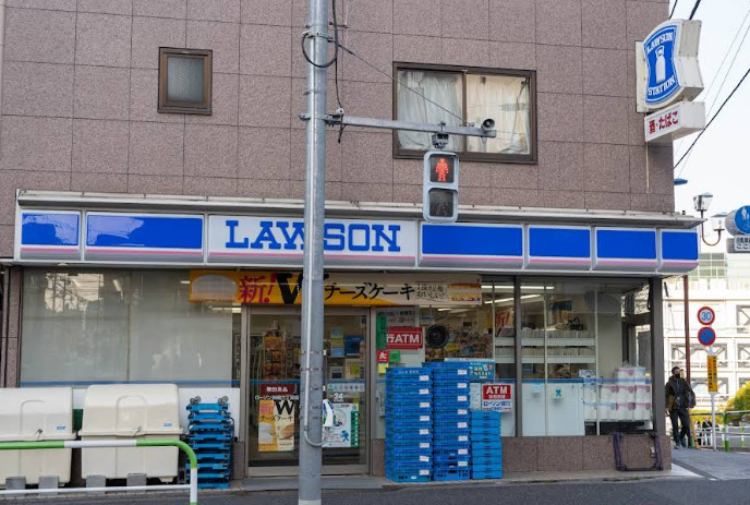 コンビニ　ローソン 田端六丁目店（コンビニ）まで440m