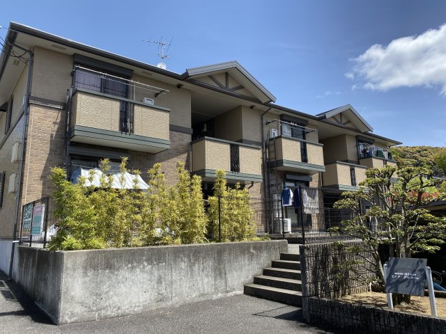 建物外観　現況と異なる場合は現況を優先します。