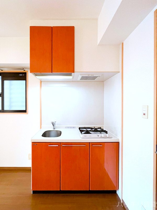 キッチン　画像は別号室イメージの為、現況を優先いたします。