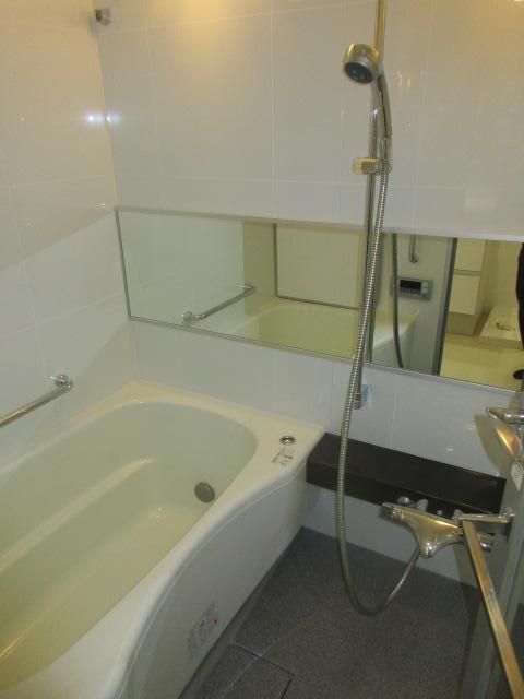 バス・シャワールーム　別部屋参考写真