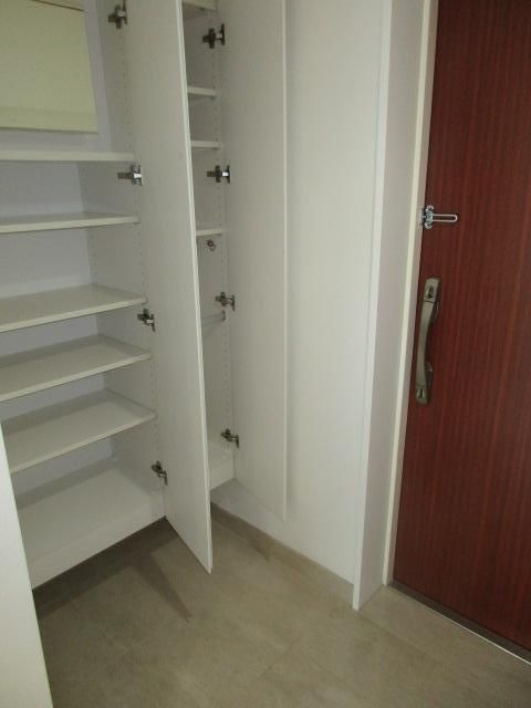 収納　※別部屋参考写真