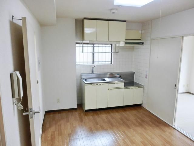 居室・リビング　★7.5帖のダイニングキッチンです★