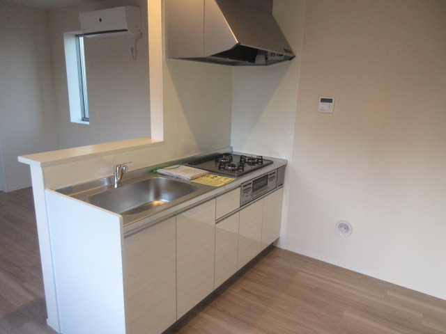 キッチン　★グリル付きガス３口システムキッチン★