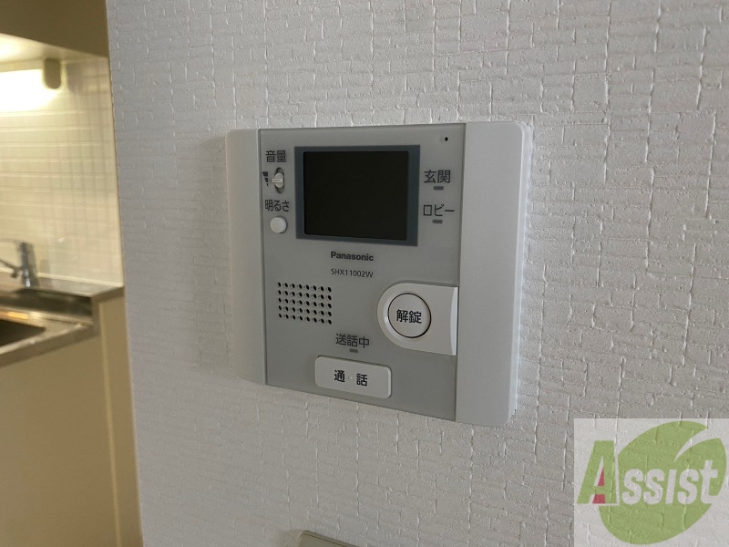 セキュリティ　ＴＶモニター付インターホンです。来客者の顔が見えるので安心！