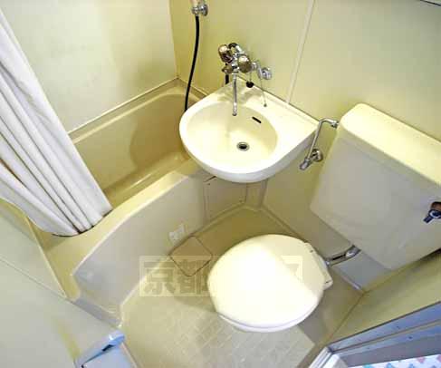 バス・シャワールーム　お風呂です。