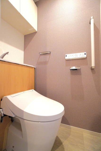 トイレ　※写真は同タイプ住戸です。