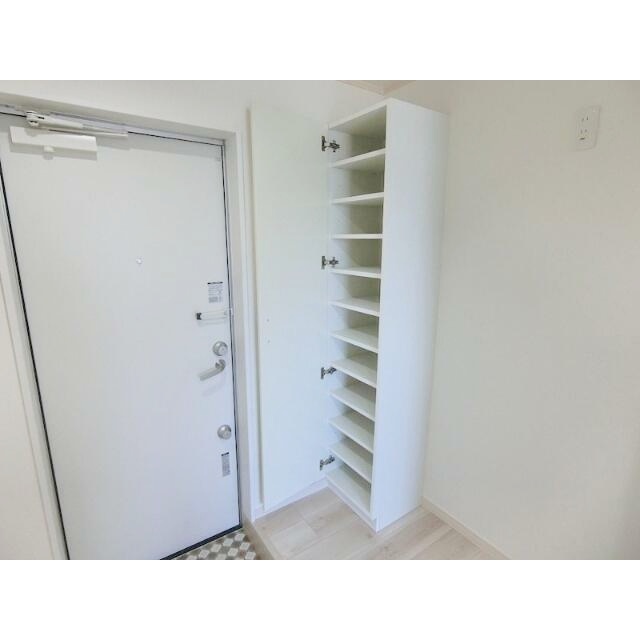 玄関　シューズボックス付き♪