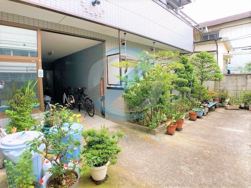 エントランス　エントランス