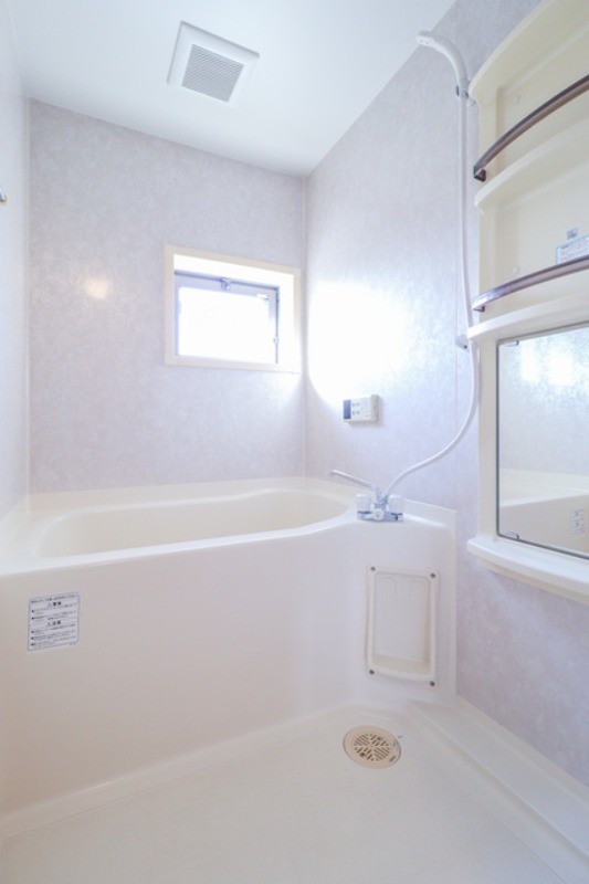 バス・シャワールーム　図面と現状に相違がある場合には現状を優先