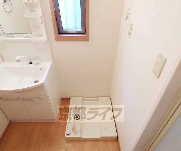 その他設備　室内洗濯機置きです。