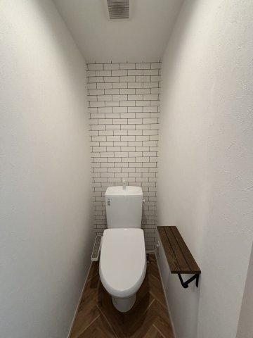 トイレ　参考画像（104号室）