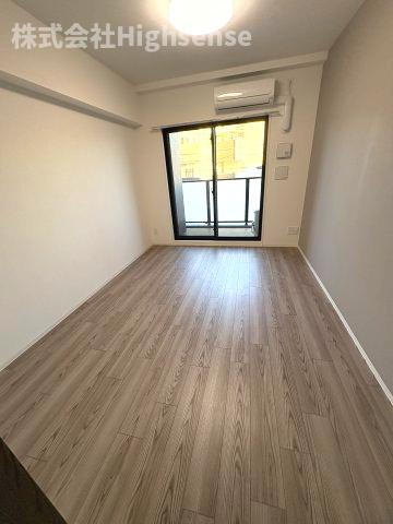 居室・リビング　ゆったり過ごせる居間です