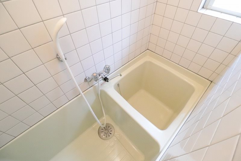 バス・シャワールーム　※掲載情報と物件の現況が異なる場合、現況を優先するものとしま