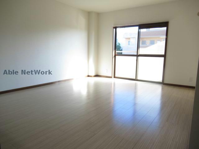 居室・リビング　※同物件、別部屋の写真となります。