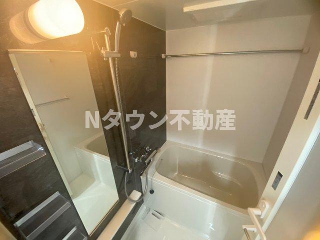 バス・シャワールーム　お風呂で日々の疲れを落としましょう