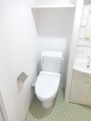 トイレ　トイレ