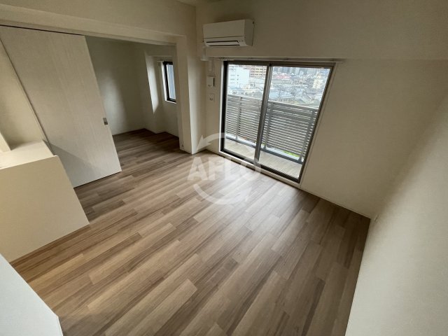 居室・リビング　アドバンス西梅田フォルン　リビング