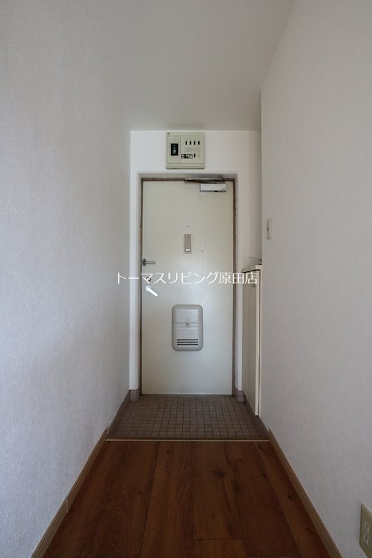 玄関　503号室写真
