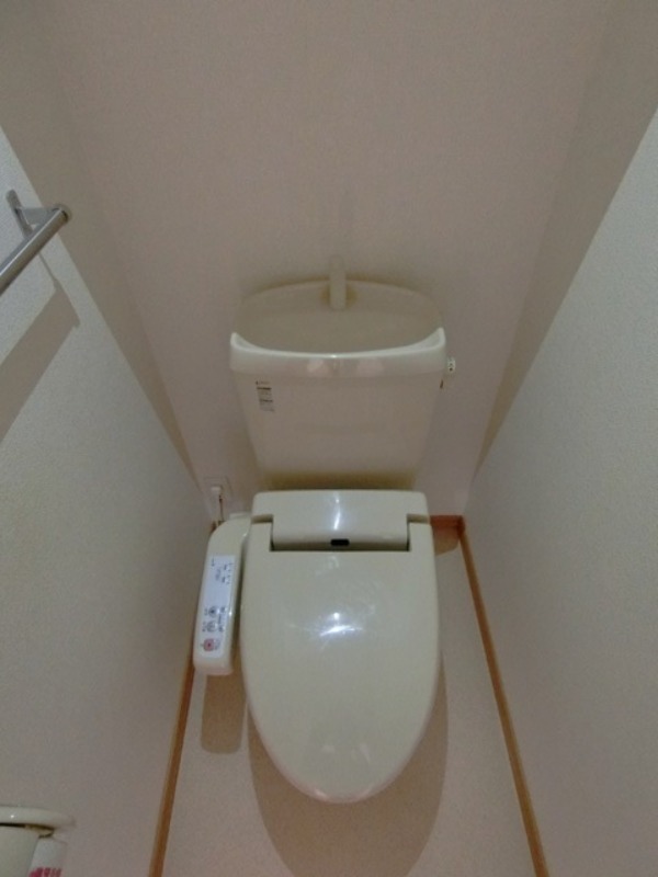 トイレ　図面と現状に相違がある場合には現状を優先