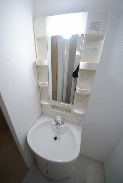 洗面設備　写真は５０４号室