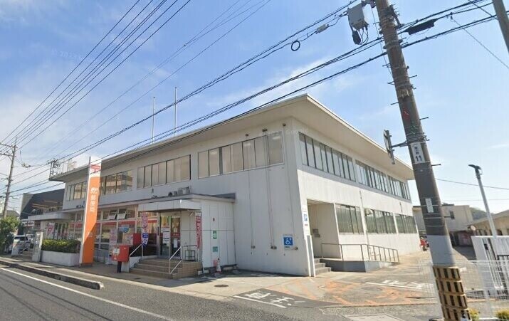 郵便局　玉島郵便局（郵便局）まで1021m