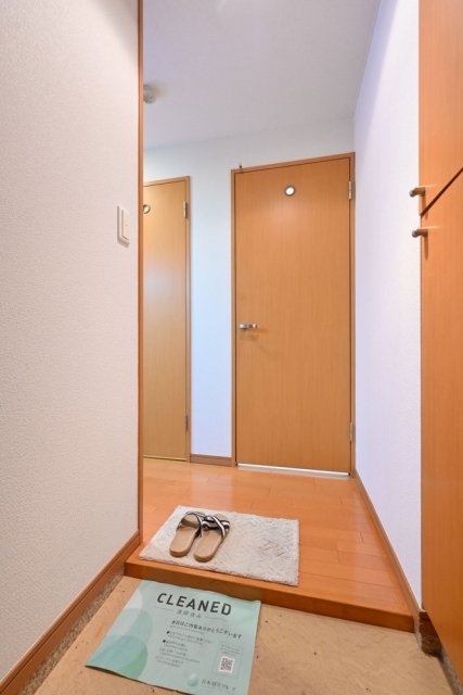 玄関　※家具・小物はイメージです