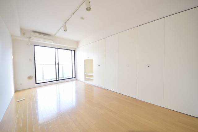 居室・リビング　～是非１度ご内見ください～