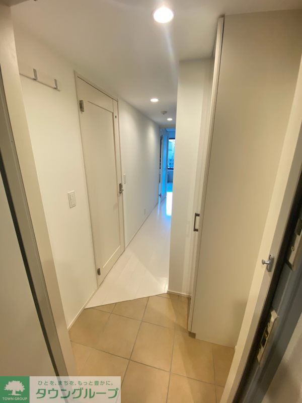 玄関　※参考写真