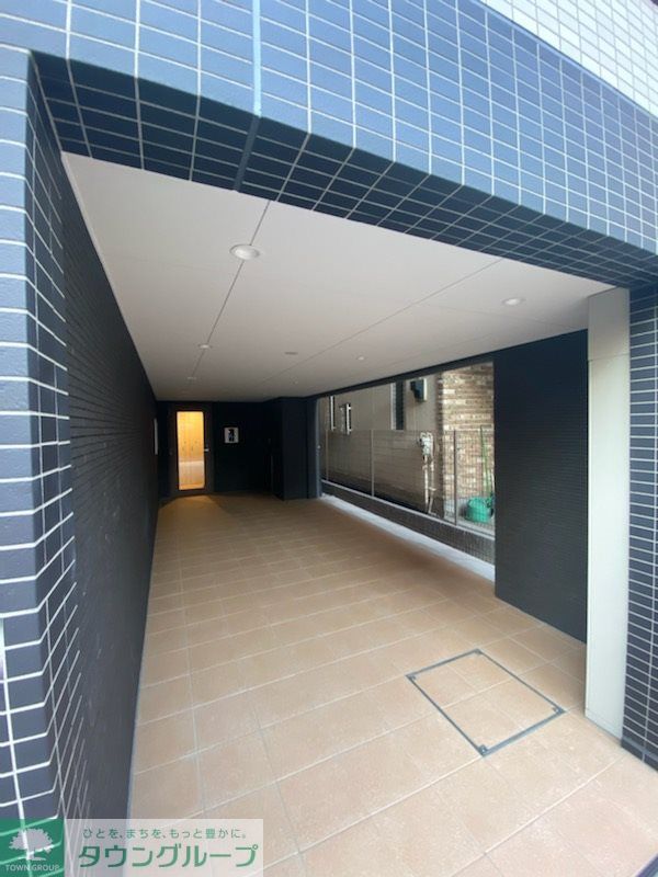 エントランス　エントランス