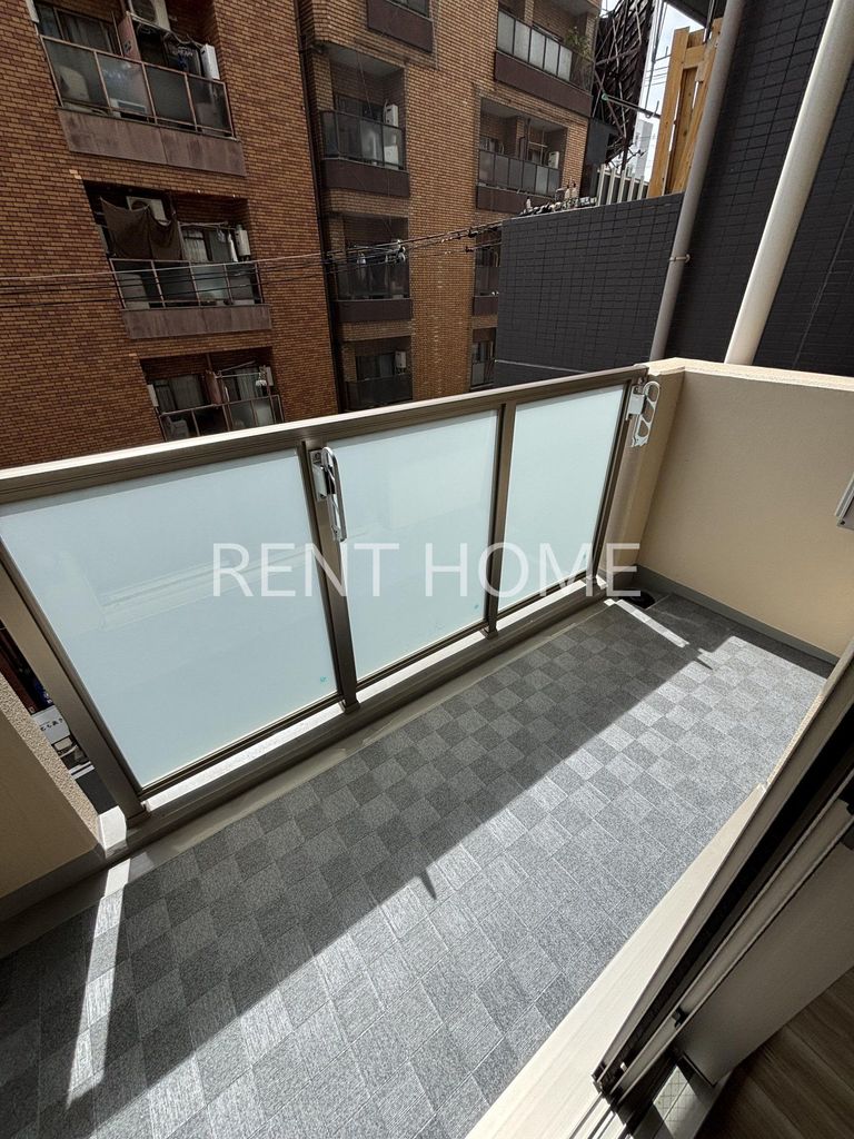 バルコニー　別タイプのお部屋の写真です