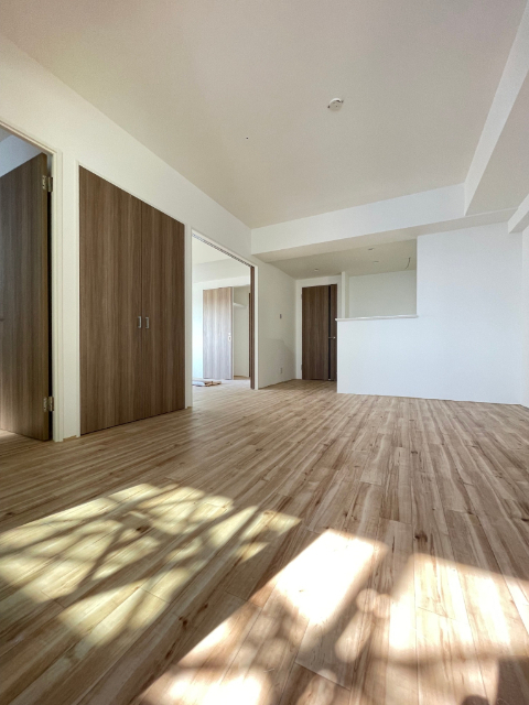 居室・リビング　※３０１号室のお写真です