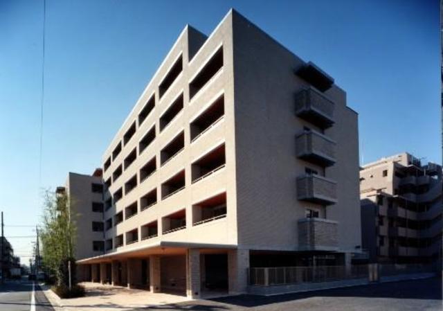 建物外観　外観は落ち着いています