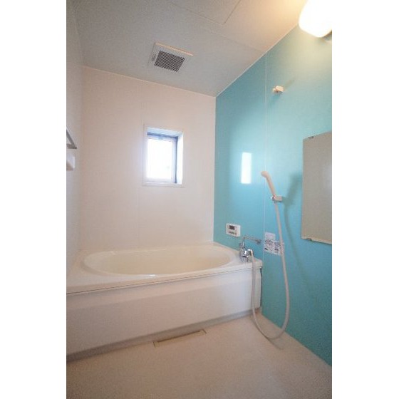 バス・シャワールーム　追い焚き付き