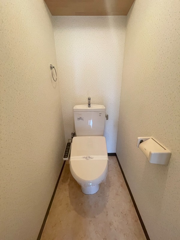 トイレ　トイレ