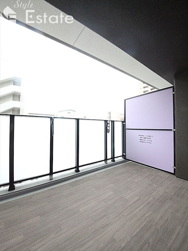 バルコニー　バルコニー