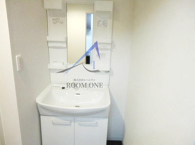 洗面設備　洗面台です。