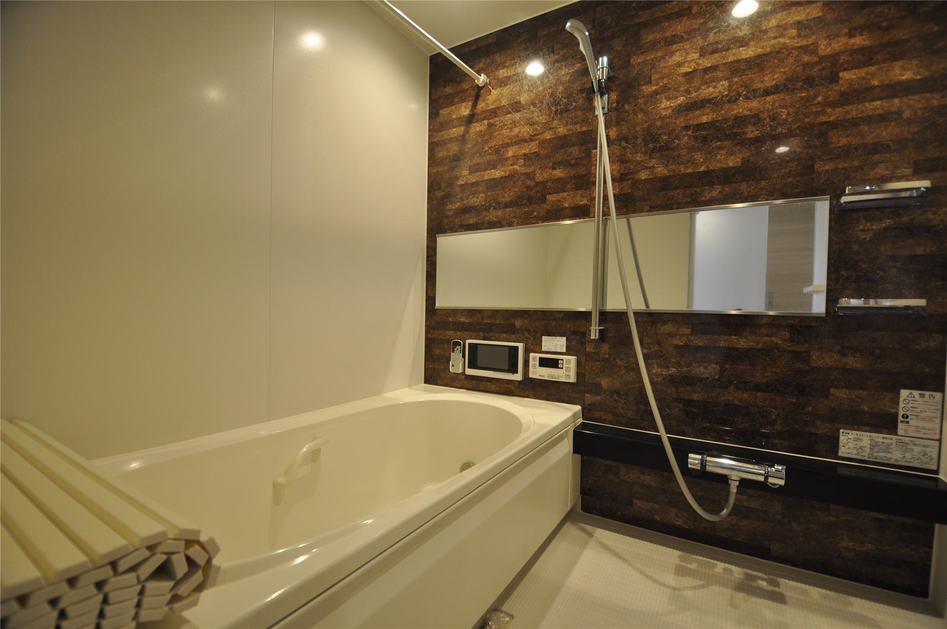 バス・シャワールーム　浴室　※101号室参照。