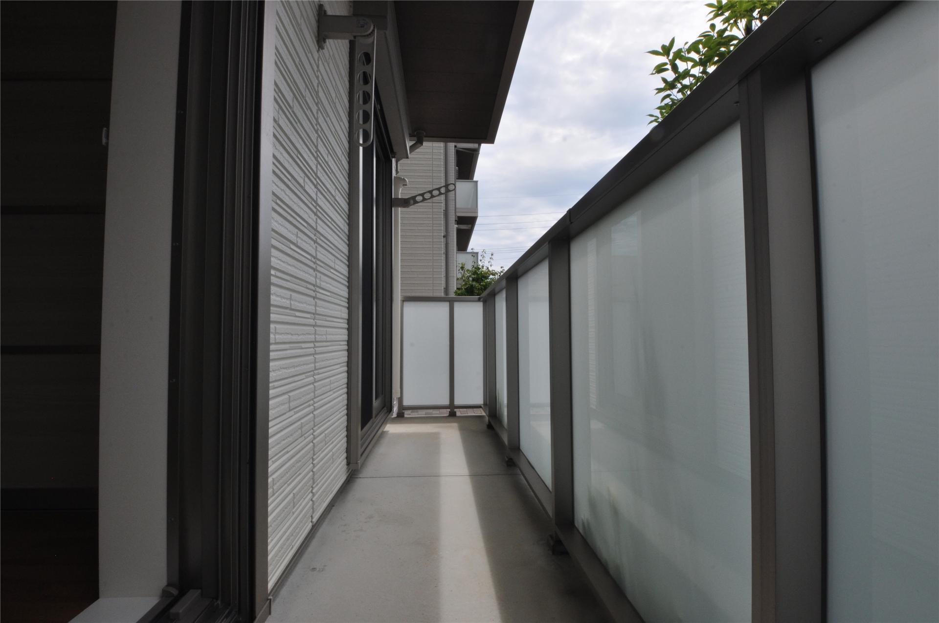 バルコニー　バルコニー　※101号室参照。