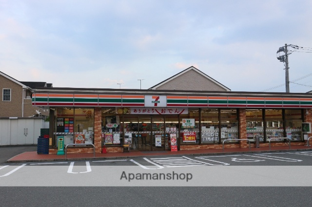 コンビニ　セブンイレブン（コンビニ）まで1733m