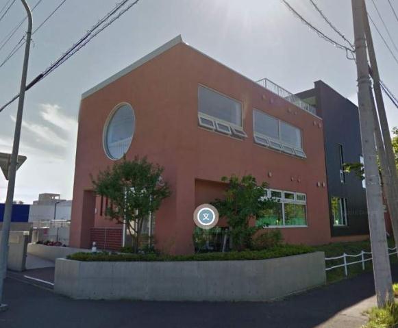 幼稚園・保育園　屯田桃の花保育園（幼稚園・保育園）まで223m