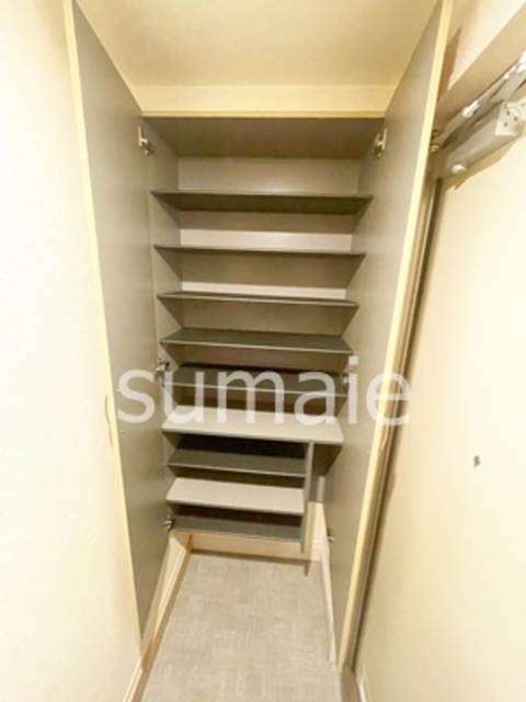 玄関　シューズボックス