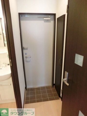 玄関　シューズBOX付玄関