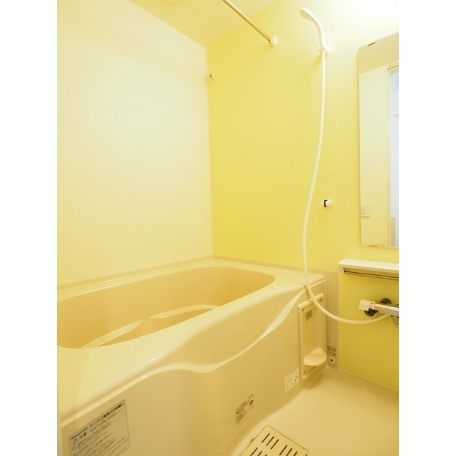 バス・シャワールーム　（参考）他室の写真を使用しています。現況優先となります。