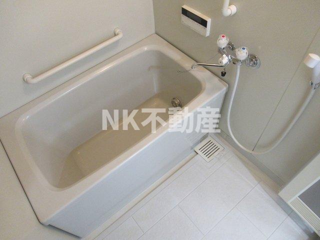 バス・シャワールーム　お風呂です