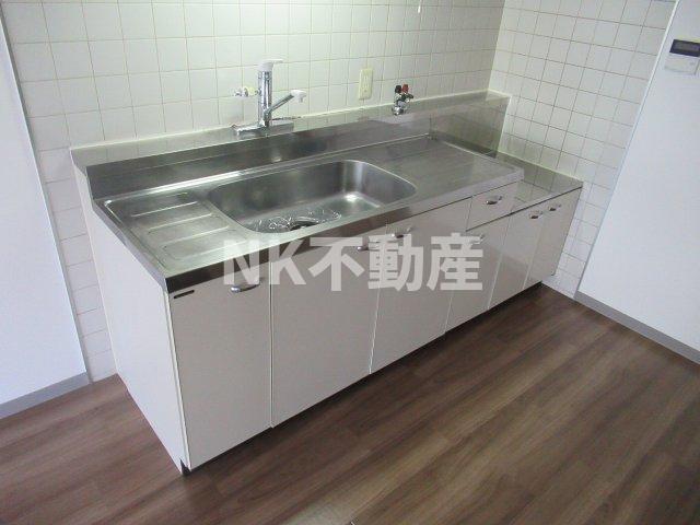 キッチン　キッチンでお料理をお楽しみください