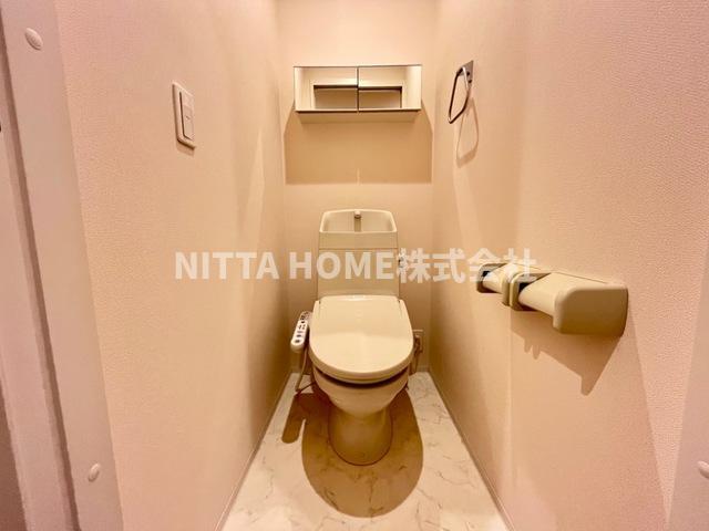 トイレ　もちろんウォシュレット付きのトイレです◇